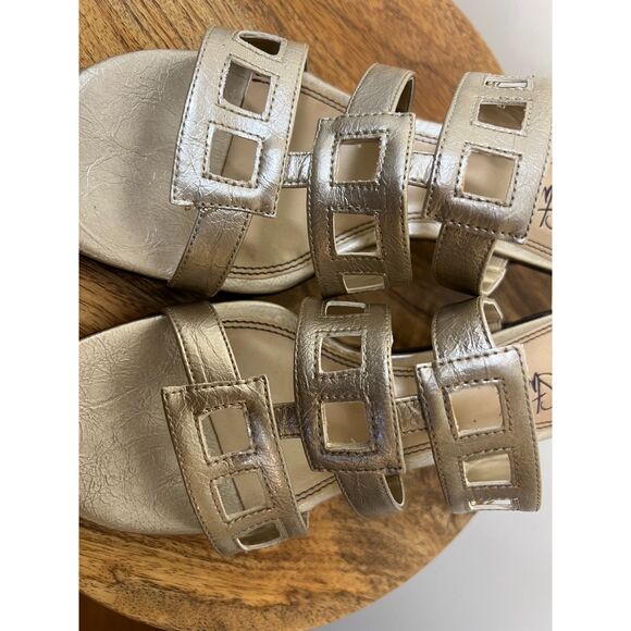 Life Stride Gold Metallic Heel Sandals Strappy Square Toe Party Shoes - Picture 4 of 6